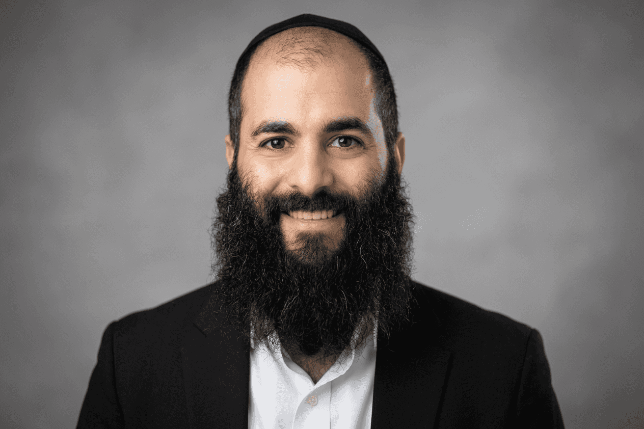 Neevai Esinli, Founder & CEO of Esinli Capital